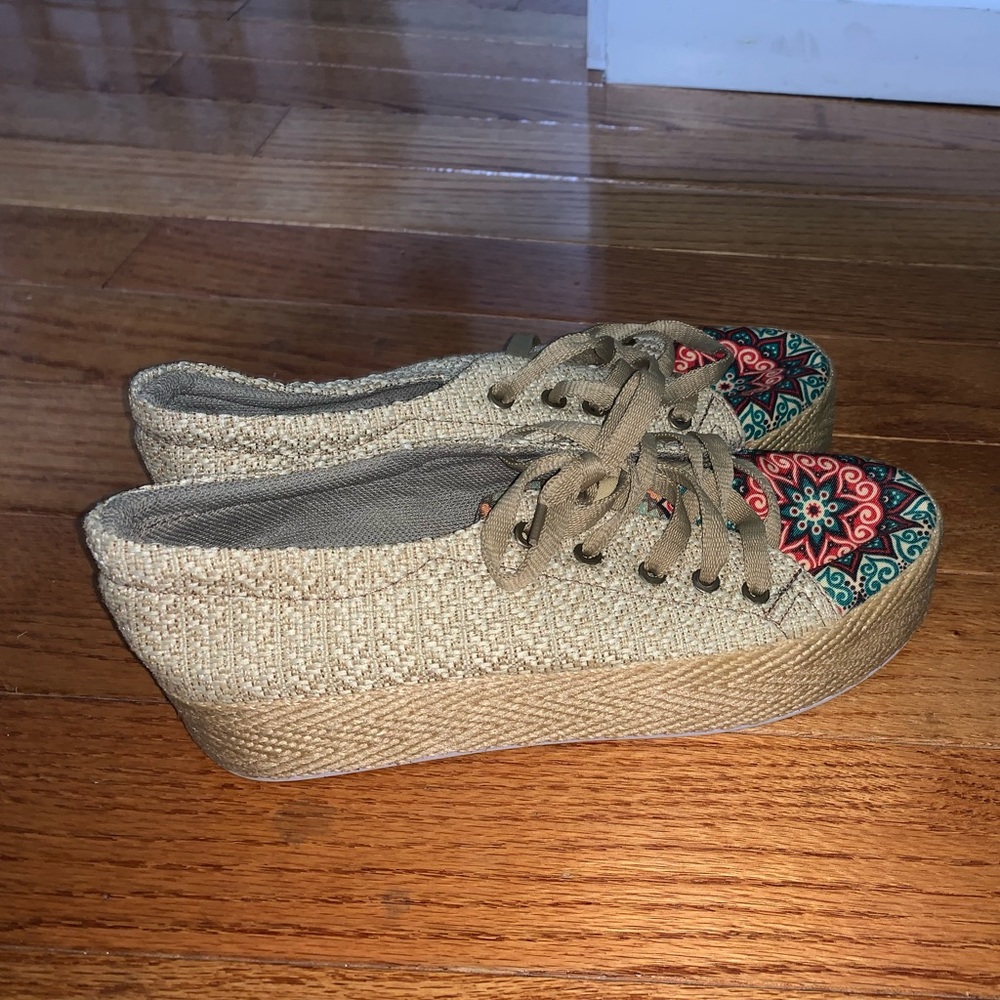 Comfy platform sneakers - Picture 2 of 2